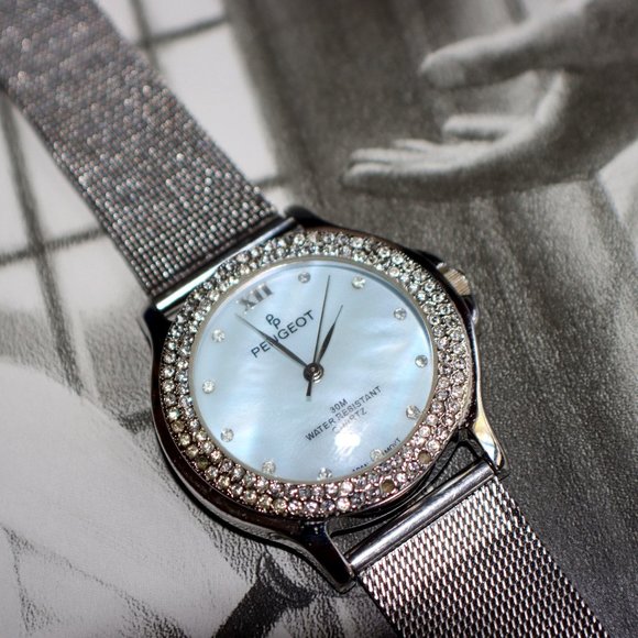 Peugeot Watch - Picture 1 of 6